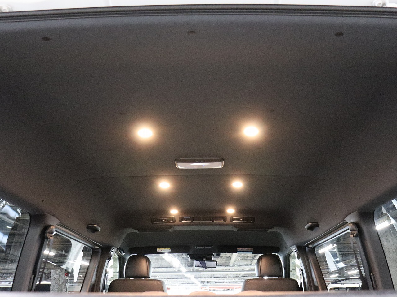 キャンピングカー バンコン ﾊｲｴｰｽ ｲﾝﾃﾞｨｱﾝｷｬﾝﾊﾟｰ　ｵﾘｼﾞﾅﾙ　4WD