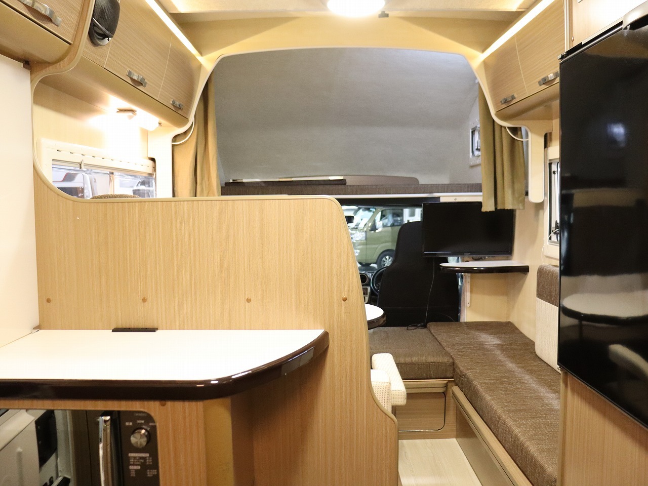 キャンピングカー キャブコン ｶﾑﾛｰﾄﾞ ﾊﾞﾝﾃｯｸ ｺﾙﾄﾞﾘｰﾌﾞｽ 4WD　FF