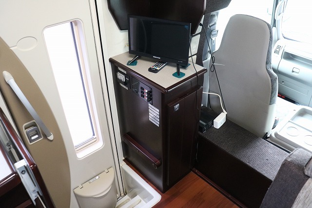 キャンピングカー キャブコン ｶﾑﾛｰﾄﾞ ﾅｯﾂRV ｸﾚｿﾝX FFﾋｰﾀｰ 4WD