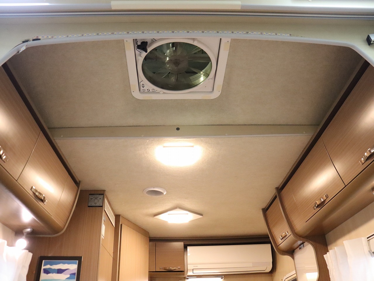 キャンピングカー キャブコン ｶﾑﾛｰﾄﾞ ﾊﾞﾝﾃｯｸ ｺﾙﾄﾞﾘｰﾌﾞｽ 4WD　FF