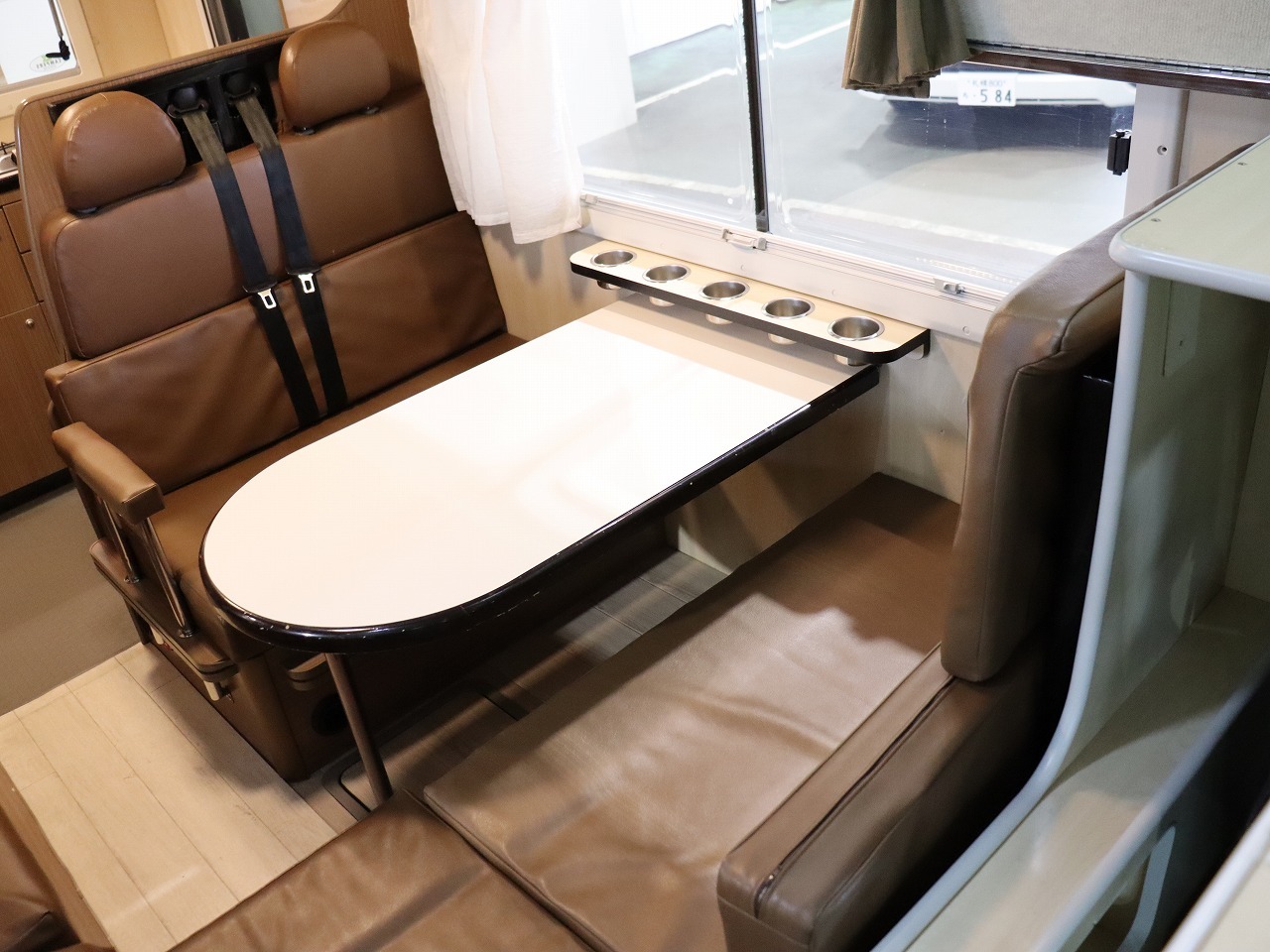 キャンピングカー キャブコン ｶﾑﾛｰﾄﾞ ﾊﾞﾝﾃｯｸ ｺﾙﾄﾞﾘｰﾌﾞｽ 4WD　FF