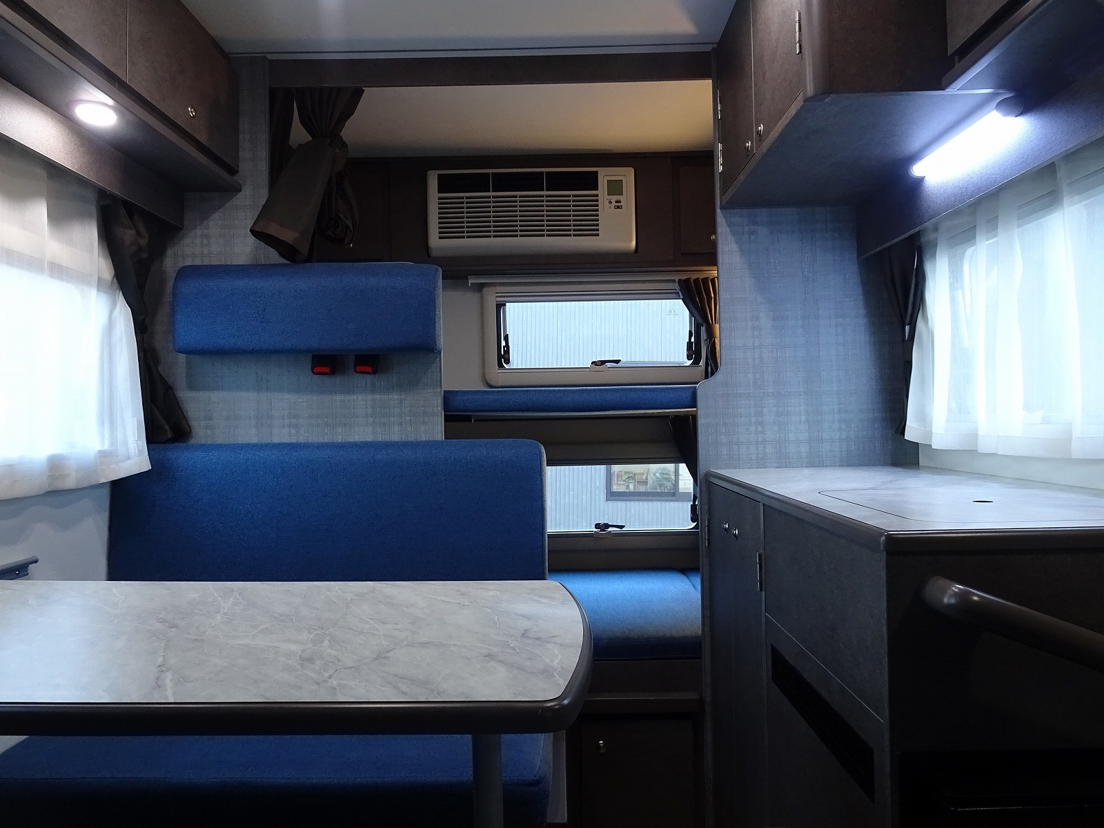 キャンピングカー キャブコン ﾎﾞﾝｺﾞ AtoZ ｱﾚﾝ･ﾊｲ 4WD 12Vｸｰﾗｰ