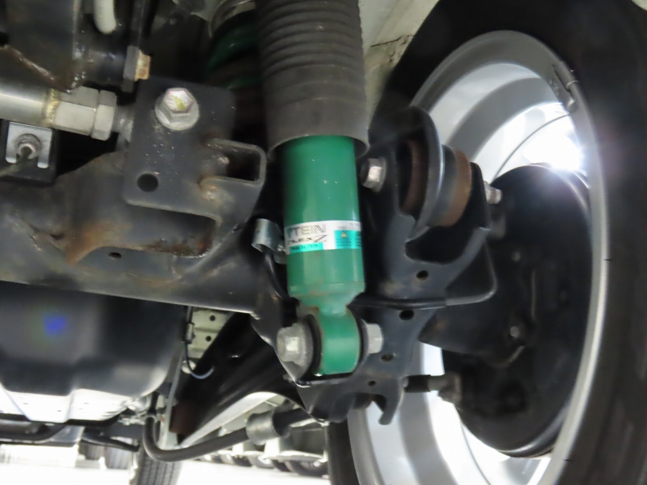 キャンピングカー 軽キャンパー ｴﾌﾞﾘｲ ﾀｼﾞﾏｷｬﾝﾊﾟｰ E340W 4WD