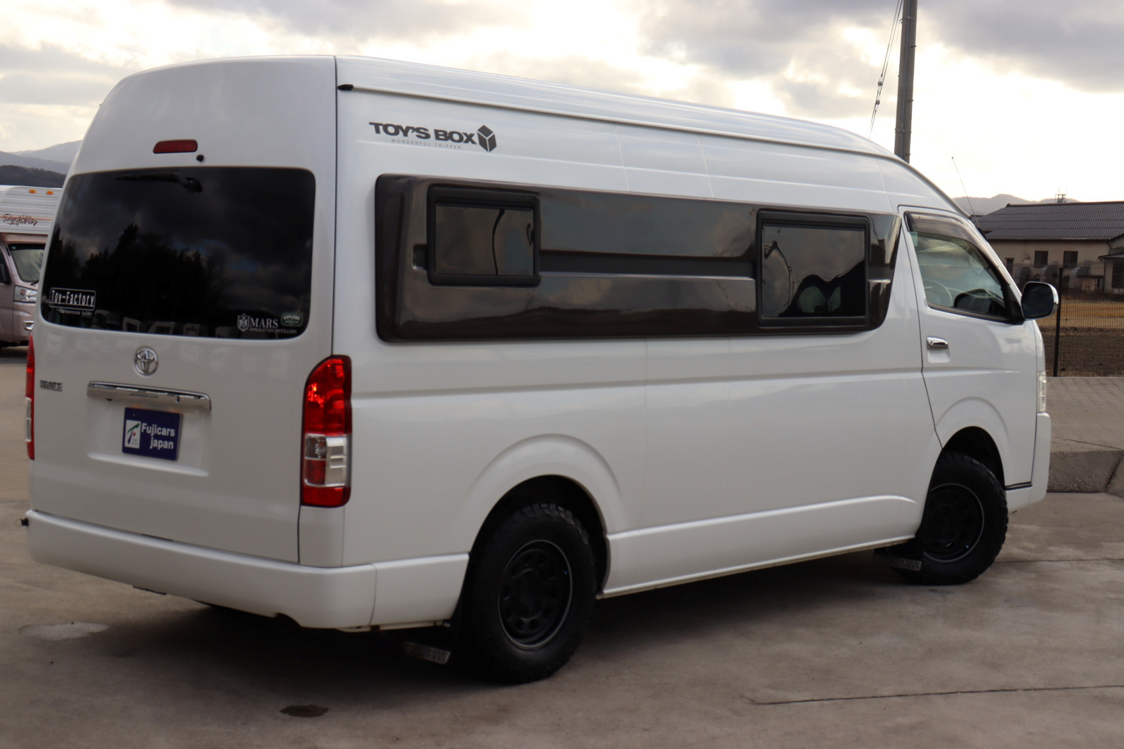 キャンピングカー バンコン ﾊｲｴｰｽ ﾄｲﾌｧｸﾄﾘｰ ﾄｲｽﾞﾎﾞｯｸｽ 4WD