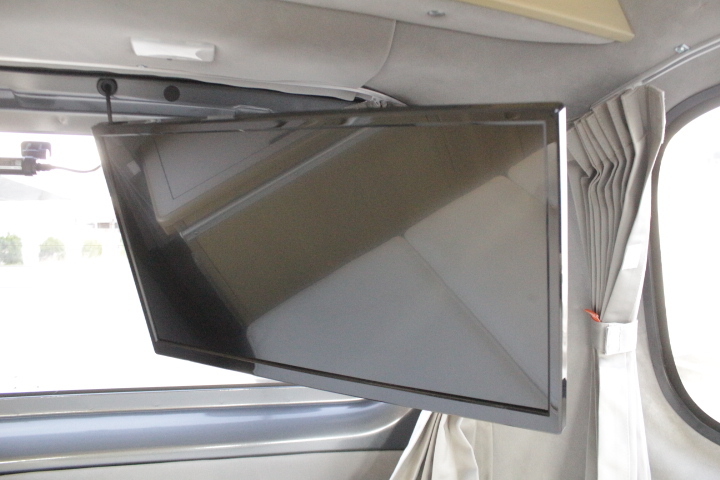 キャンピングカー バンコン NV200ﾊﾞﾈｯﾄ ﾀｺｽNVｼﾞｬｯｸ FF暖房 4WD