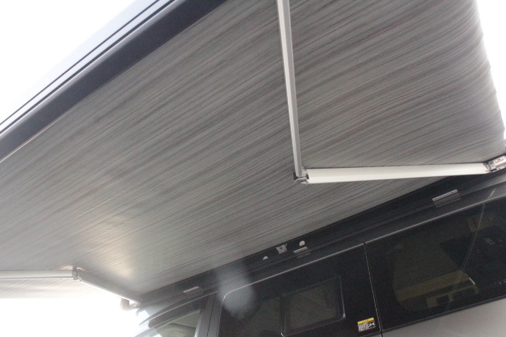 キャンピングカー バンコン NV200ﾊﾞﾈｯﾄ ﾀｺｽNVｼﾞｬｯｸ FF暖房 4WD