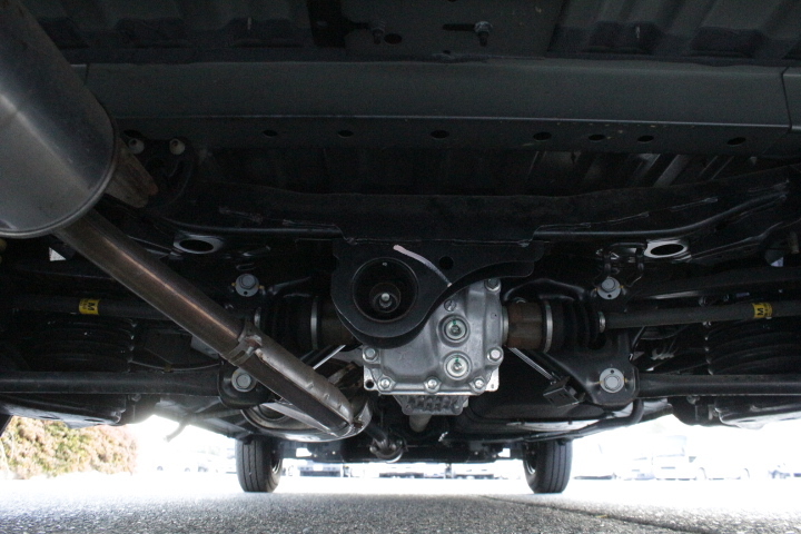 キャンピングカー バンコン NV200ﾊﾞﾈｯﾄ ﾀｺｽNVｼﾞｬｯｸ FF暖房 4WD