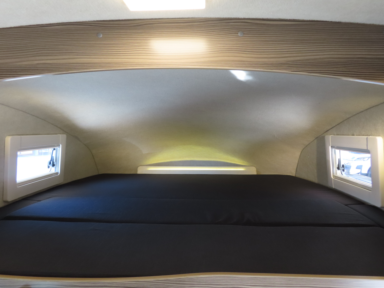 キャンピングカー キャブコン ｶﾑﾛｰﾄﾞ ﾊﾞﾝﾃｯｸ ｼﾞﾙ520