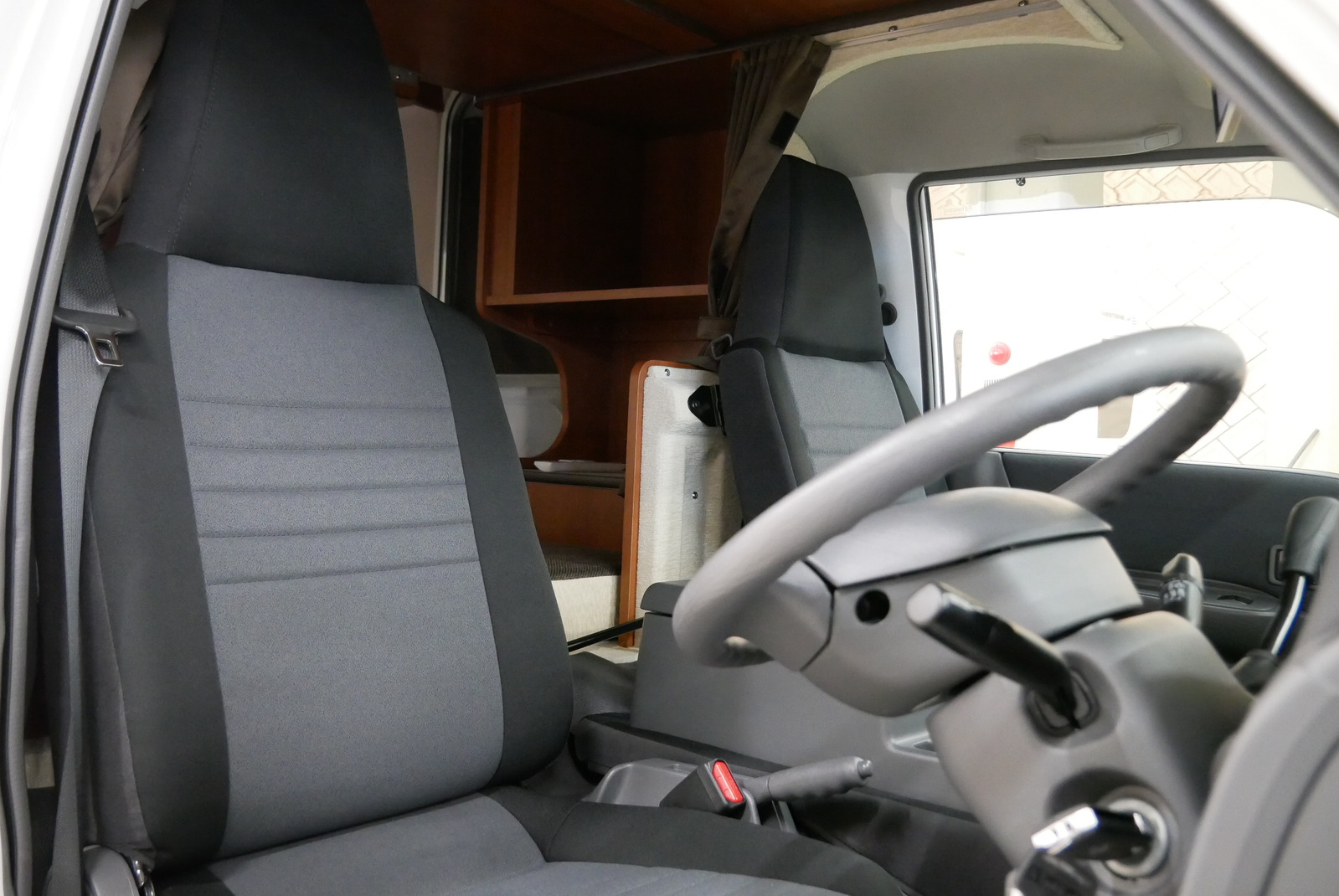 キャンピングカー キャブコン ﾎﾞﾝｺﾞ ﾛｰﾀｽRV ﾏﾝﾎﾞｳｲﾌﾞ 家庭用ｴｱｺﾝ