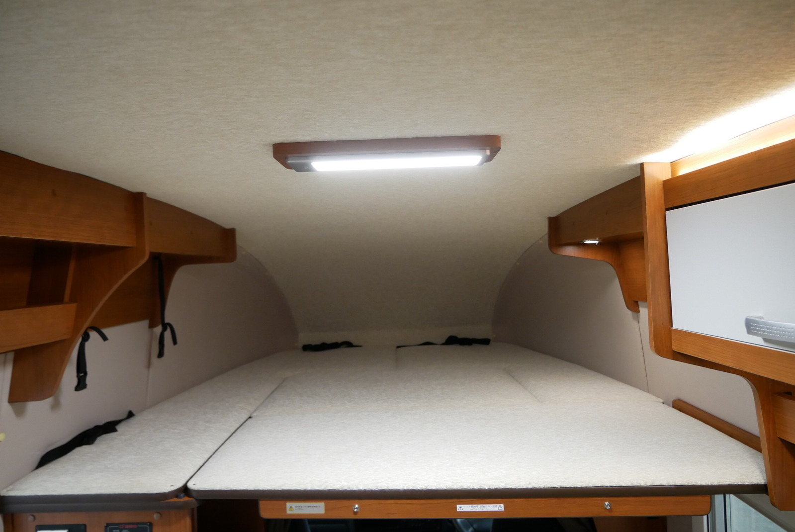 キャンピングカー キャブコン ﾎﾞﾝｺﾞ ﾛｰﾀｽRV ﾏﾝﾎﾞｳｲﾌﾞ 家庭用ｴｱｺﾝ