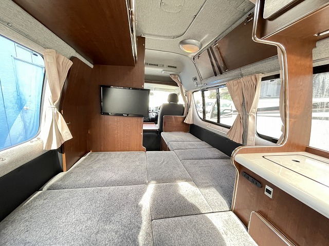 キャンピングカー バンコン ﾊｲｴｰｽ ﾘﾝｴｲ ﾊﾞｶﾝﾁｪｽ　ﾌﾟﾗｲﾍﾞｰﾄ