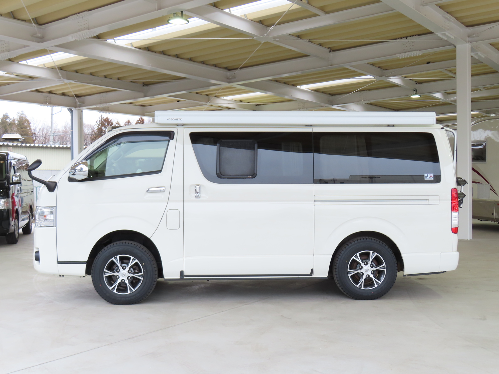 キャンピングカー バンコン ﾊｲｴｰｽ ﾚｸﾋﾞｨ ﾎﾞｰﾉ 4WD