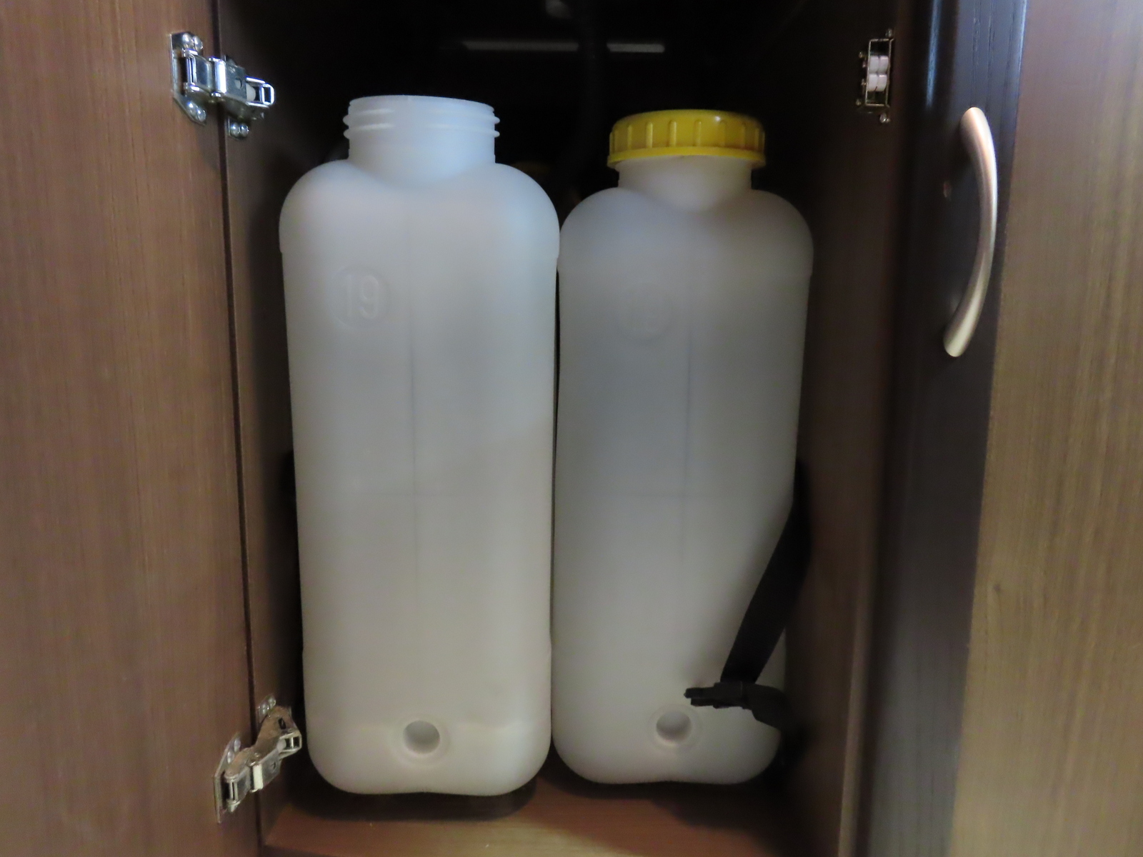 キャンピングカー バンコン ﾊｲｴｰｽ ﾚｸﾋﾞｨ ﾎﾞｰﾉ 4WD