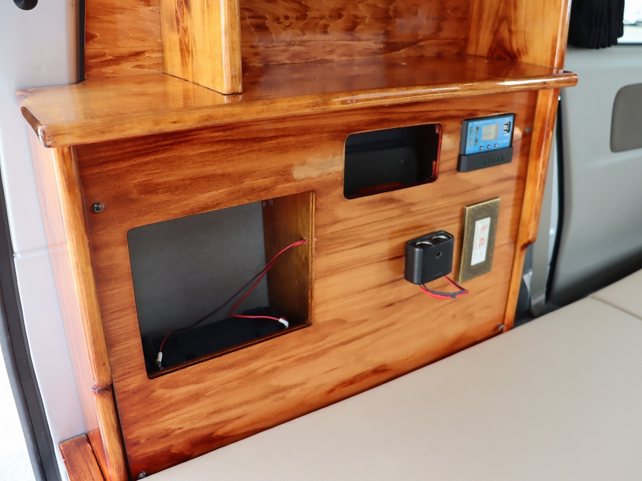 キャンピングカー 軽キャンパー NV100ｸﾘｯﾊﾟｰ ｵﾘｼﾞﾅﾙｷｬﾝﾊﾟｰ