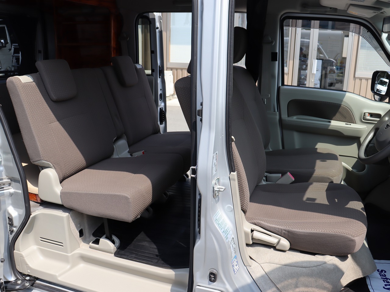 キャンピングカー 軽キャンパー NV100ｸﾘｯﾊﾟｰ ｵﾘｼﾞﾅﾙｷｬﾝﾊﾟｰ