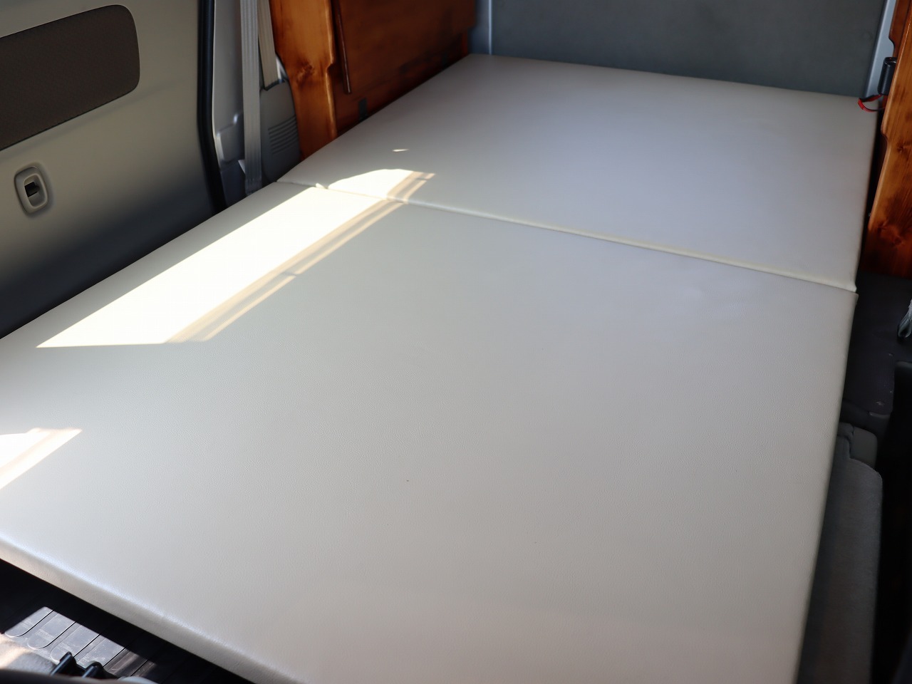 キャンピングカー 軽キャンパー NV100ｸﾘｯﾊﾟｰ ｵﾘｼﾞﾅﾙｷｬﾝﾊﾟｰ