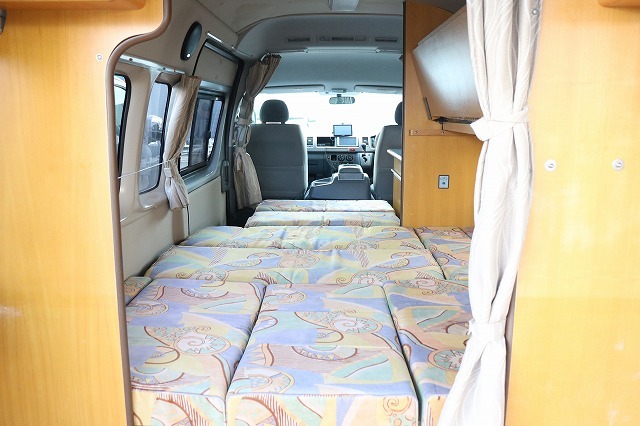 キャンピングカー バンコン ﾚｼﾞｱｽｴｰｽ ﾅｯﾂRV ﾗﾃﾞｨｯｼｭ　FFﾋｰﾀｰ