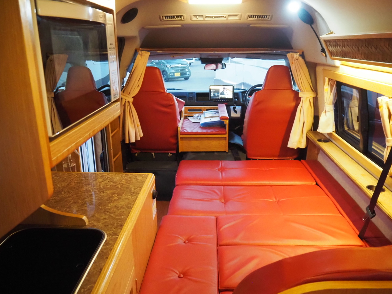 キャンピングカー バンコン ﾊｲｴｰｽ ｶﾄｰﾓｰﾀｰ ZOOｲﾙﾃﾞﾙﾌｨｰﾉ 4WD