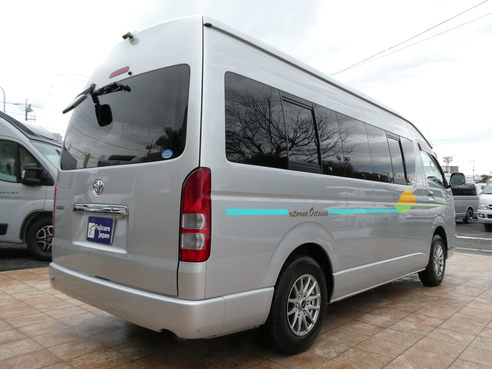 キャンピングカー バンコン RVﾋﾞｯｸﾌｯﾄ　ﾘﾄﾙﾉｵｸﾀｰﾋﾞｱ　4WD　FFﾋｰﾀｰ