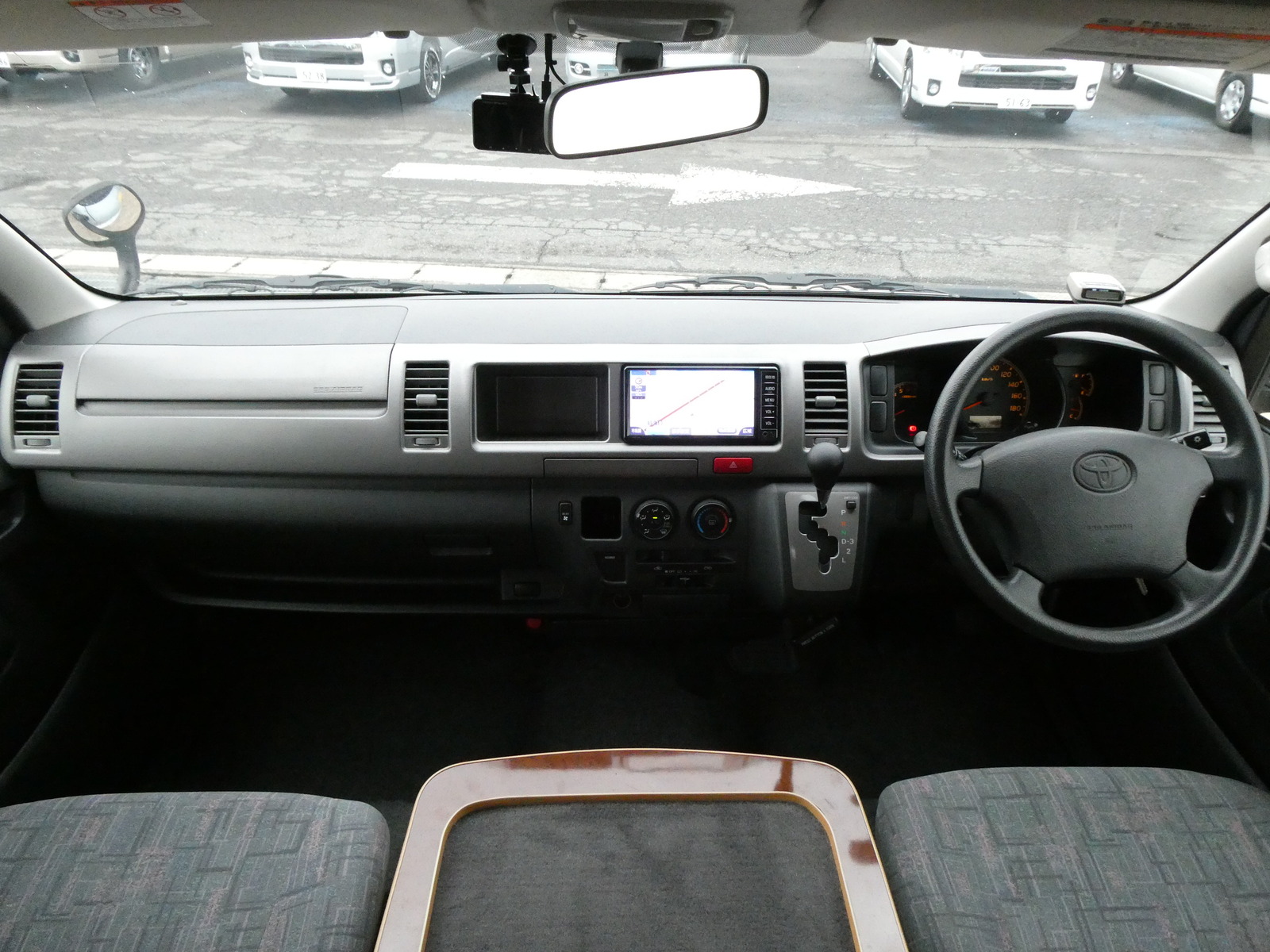 キャンピングカー バンコン RVﾋﾞｯｸﾌｯﾄ　ﾘﾄﾙﾉｵｸﾀｰﾋﾞｱ　4WD　FFﾋｰﾀｰ