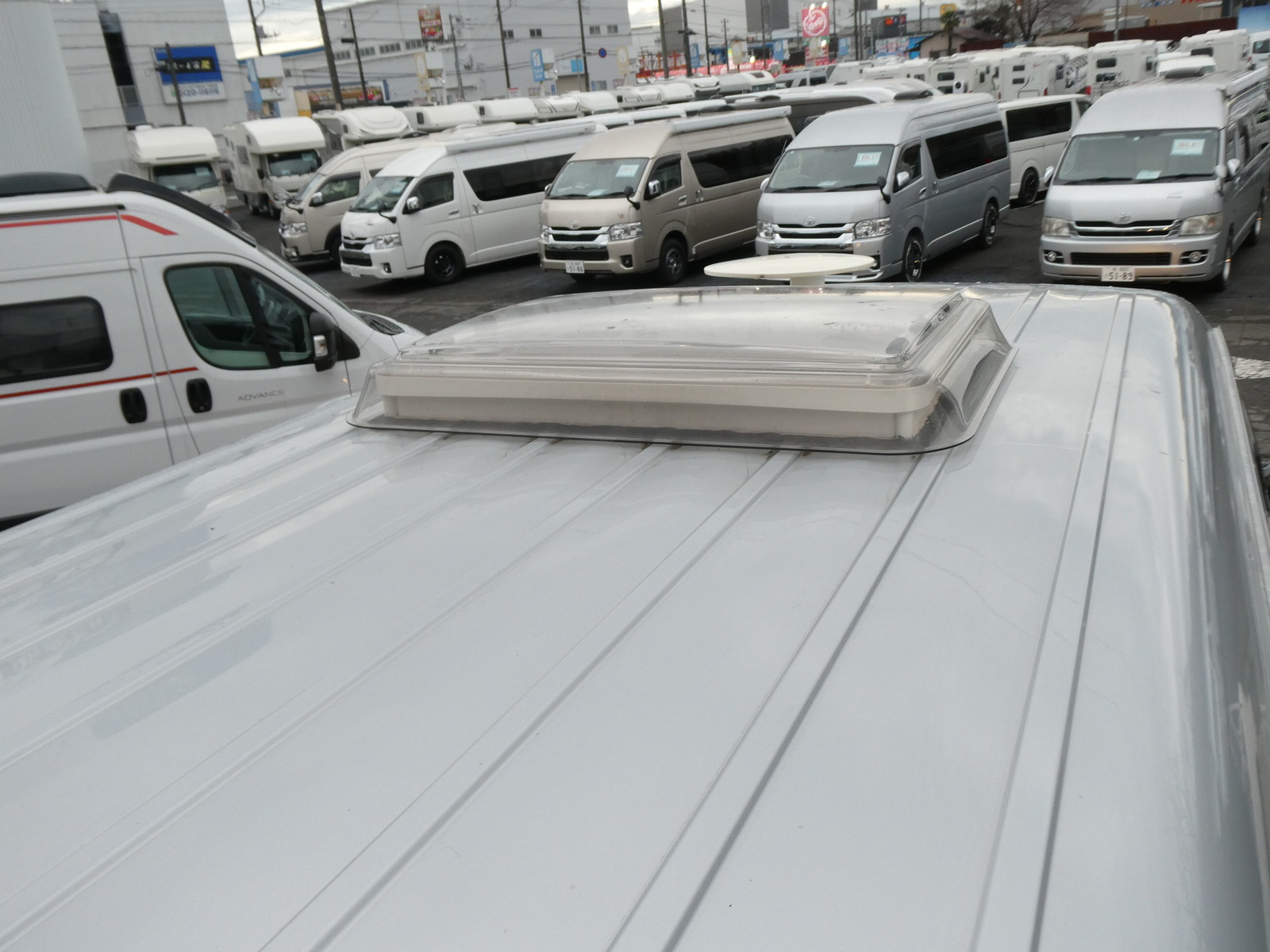 キャンピングカー バンコン RVﾋﾞｯｸﾌｯﾄ　ﾘﾄﾙﾉｵｸﾀｰﾋﾞｱ　4WD　FFﾋｰﾀｰ