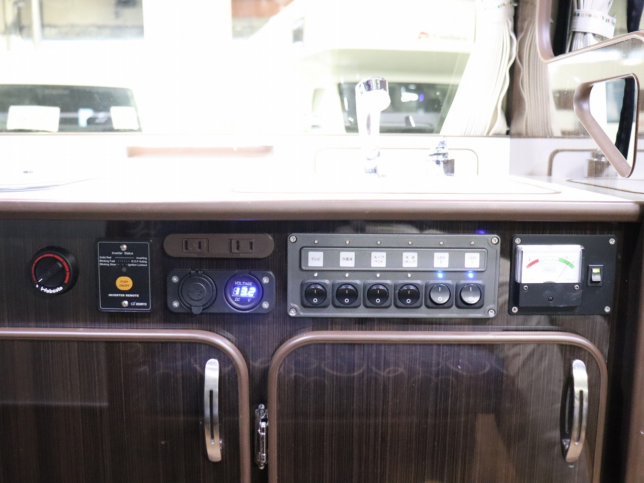 キャンピングカー バンコン ﾊｲｴｰｽ ｱﾙﾍﾟｼﾞｵ ﾘﾗｯｸｽ 4WD　FF