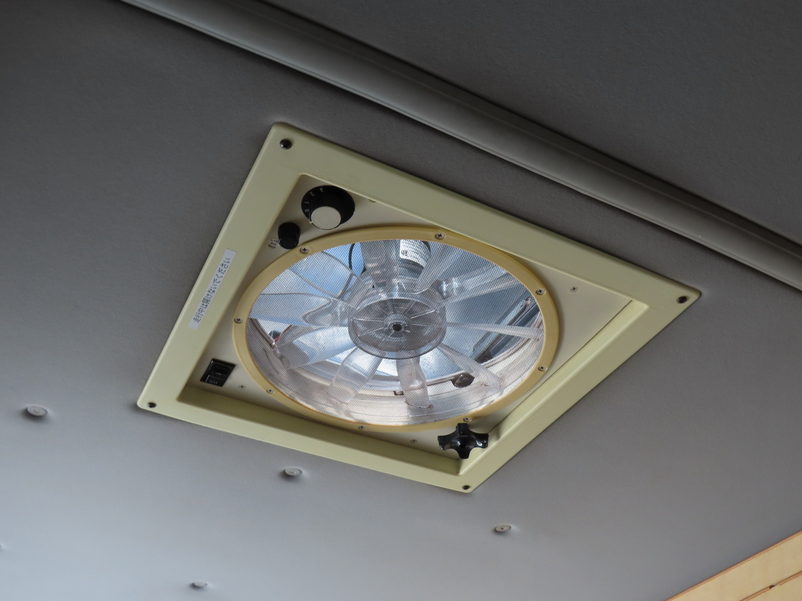 キャンピングカー バンコン ﾊｲｴｰｽ FOCS Di