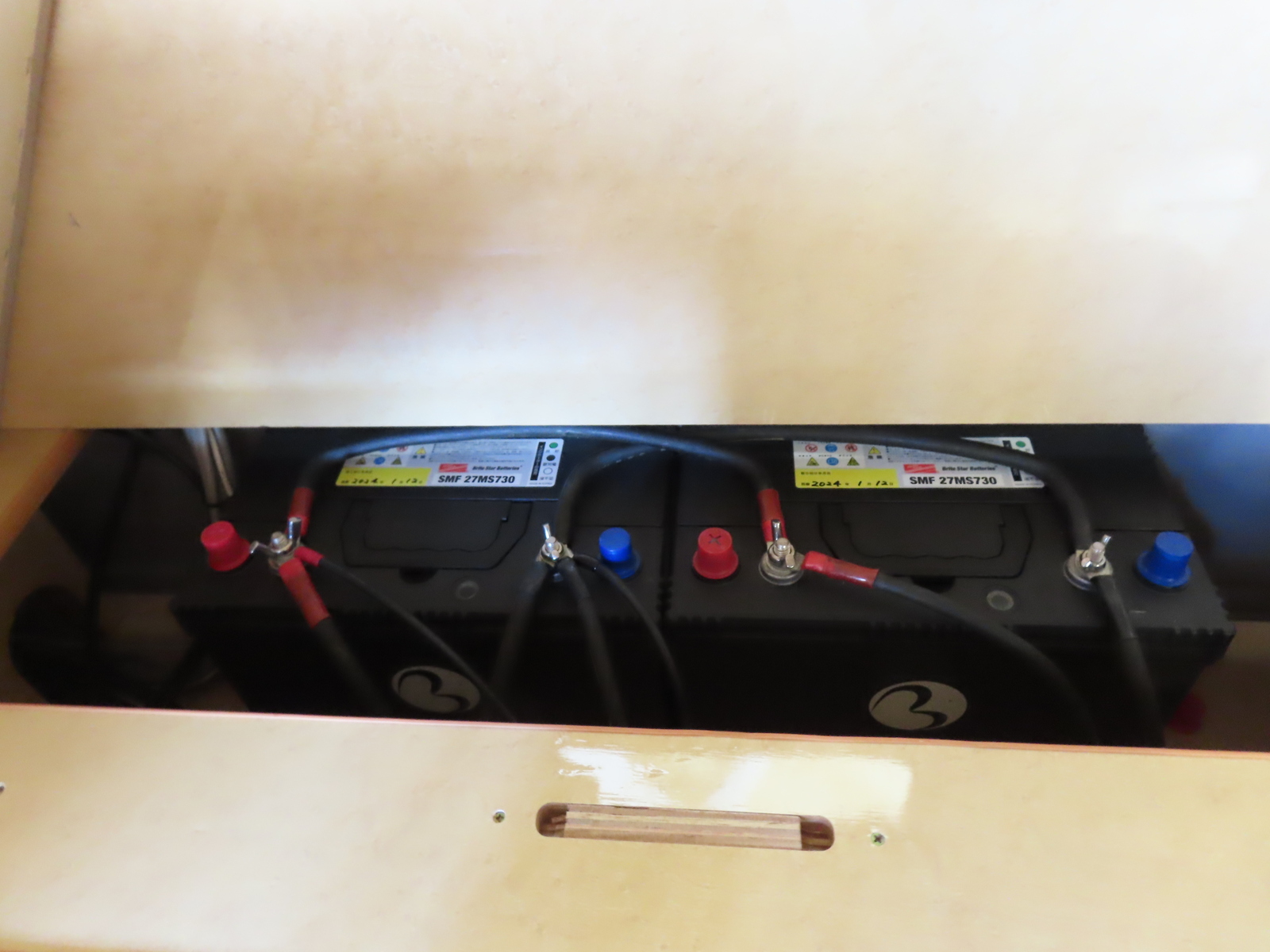 キャンピングカー バンコン ﾊｲｴｰｽ FOCS Di