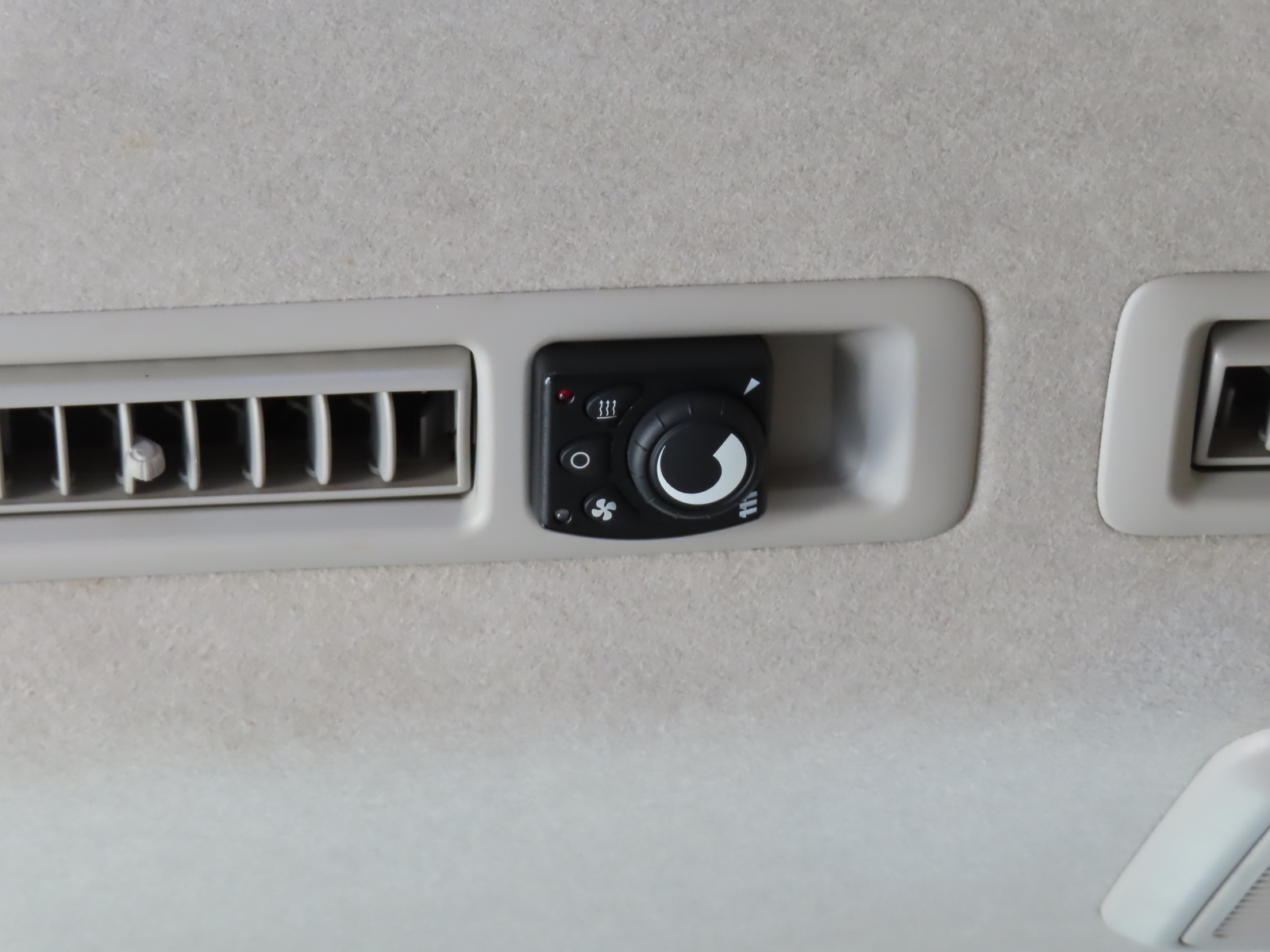 キャンピングカー バンコン ﾊｲｴｰｽ FOCS Di