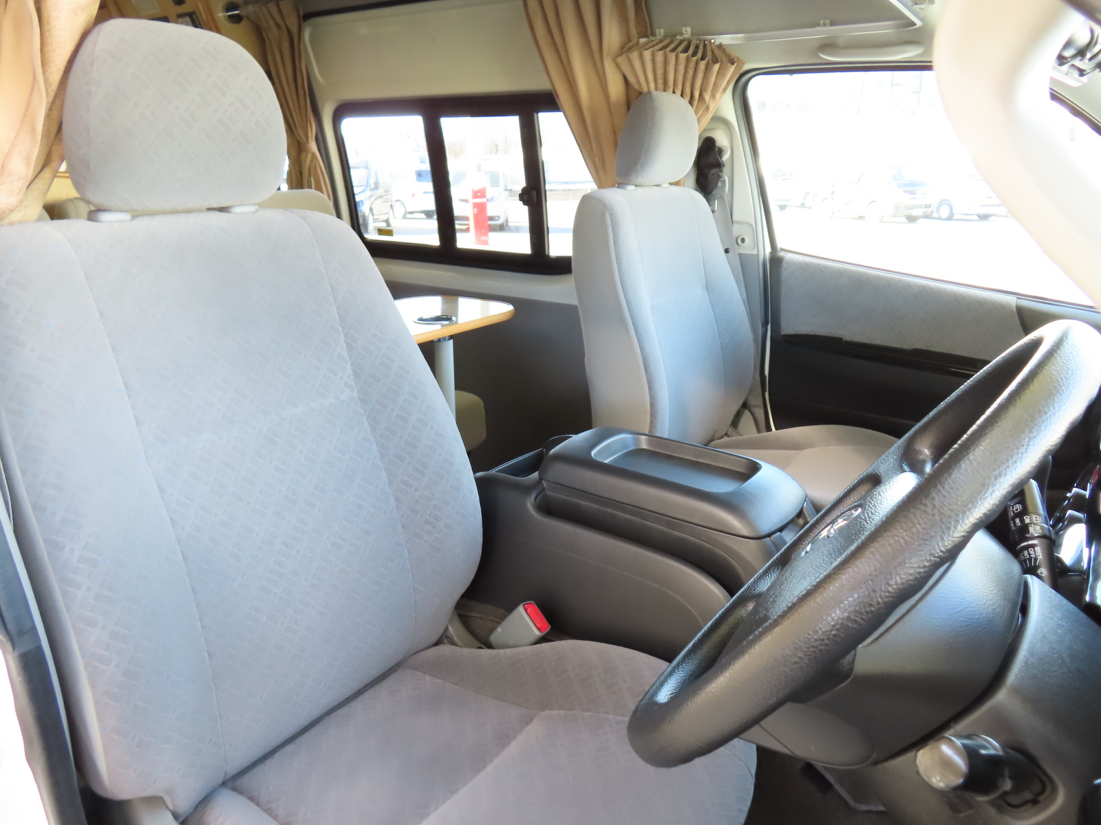 キャンピングカー バンコン ﾊｲｴｰｽ FOCS Di