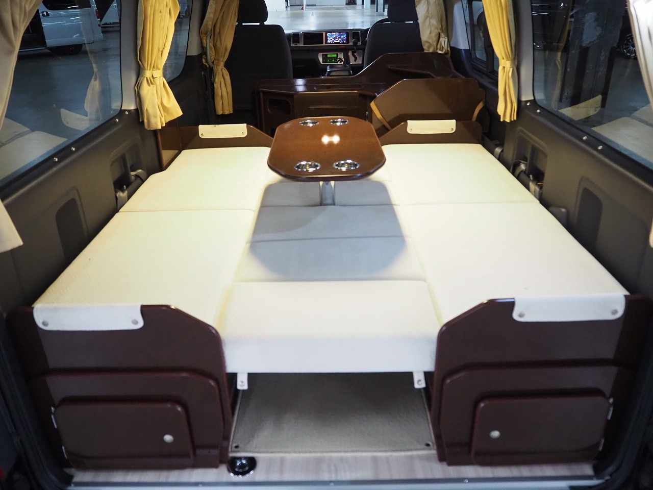 キャンピングカー バンコン ﾊｲｴｰｽ FOCS DS 4WD　FFﾋｰﾀｰ