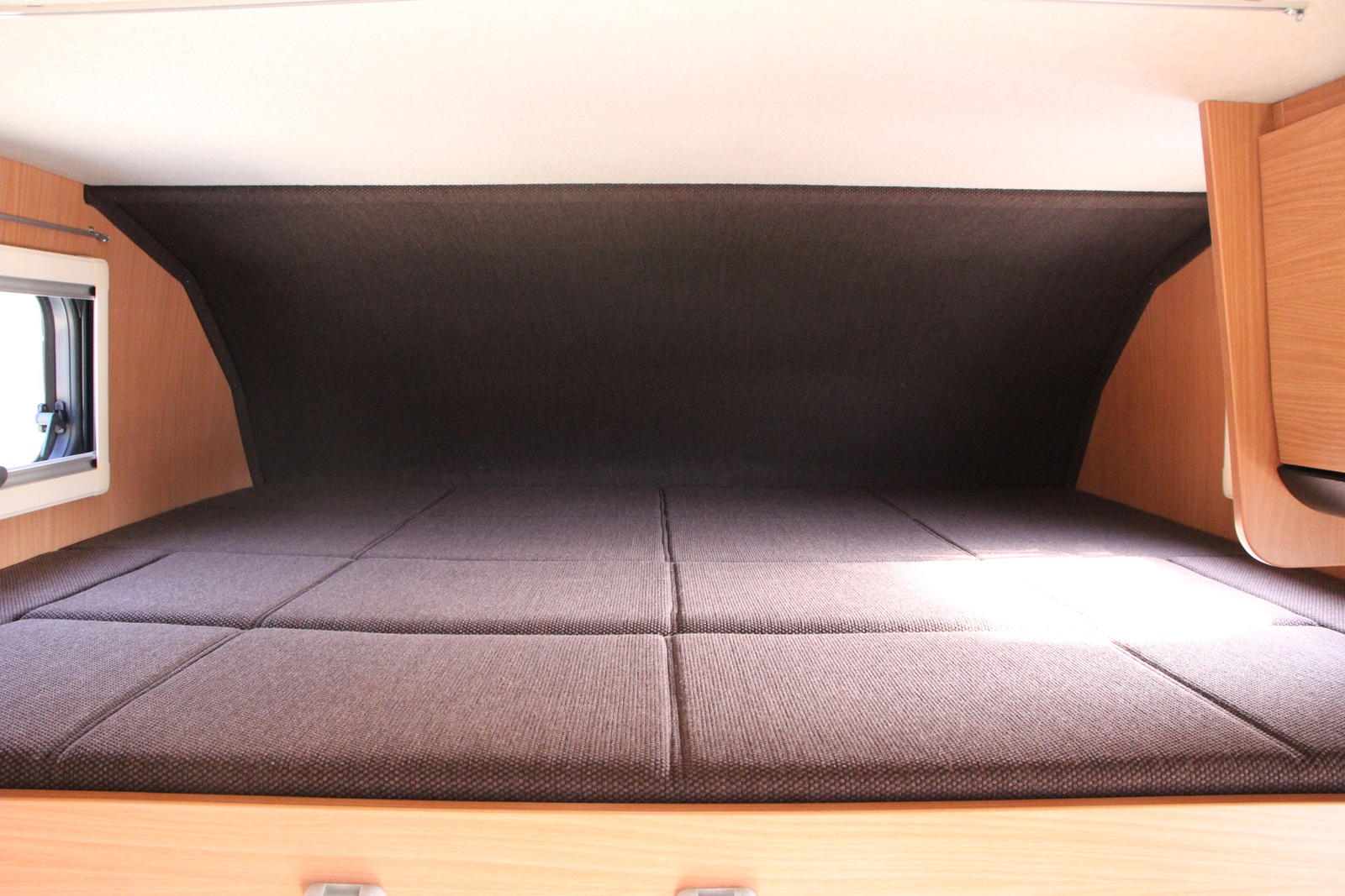 キャンピングカー キャブコン ｶﾑﾛｰﾄﾞﾅｯﾂRV ｸﾚｿﾝﾎﾞﾔｰｼﾞｭ　ｴﾎﾞﾗｲﾄ