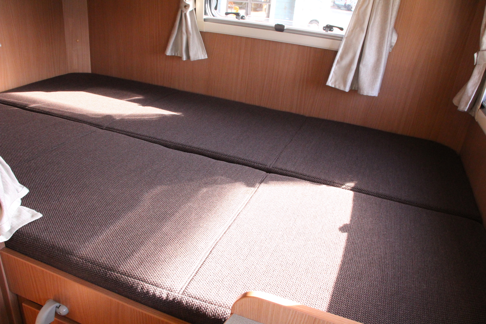 キャンピングカー キャブコン ｶﾑﾛｰﾄﾞﾅｯﾂRV ｸﾚｿﾝﾎﾞﾔｰｼﾞｭ　ｴﾎﾞﾗｲﾄ