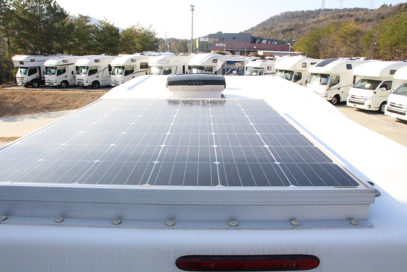 キャンピングカー キャブコン ｶﾑﾛｰﾄﾞﾅｯﾂRV ｸﾚｿﾝﾎﾞﾔｰｼﾞｭ　ｴﾎﾞﾗｲﾄ