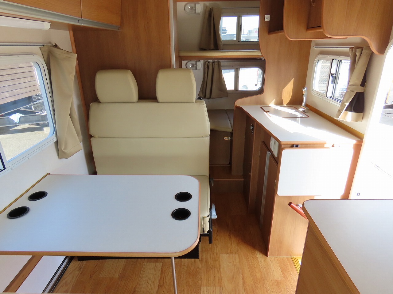 キャンピングカー キャブコン ﾎﾞﾝｺﾞ ﾏｯｸﾚｰﾃﾞｲﾌﾞﾚｲｸ FF暖房 窓ｴｱｺﾝ