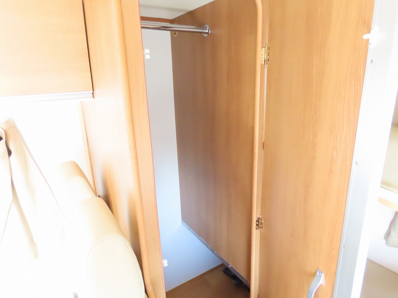 キャンピングカー キャブコン ﾎﾞﾝｺﾞ ﾏｯｸﾚｰﾃﾞｲﾌﾞﾚｲｸ FF暖房 窓ｴｱｺﾝ