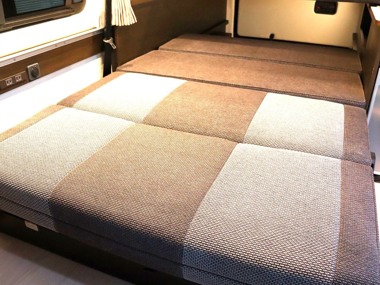 キャンピングカー バンコン ﾊｲｴｰｽ ﾄｲﾌｧｸﾄﾘｰ ﾄｲｽﾞﾎﾞｯｸｽ540