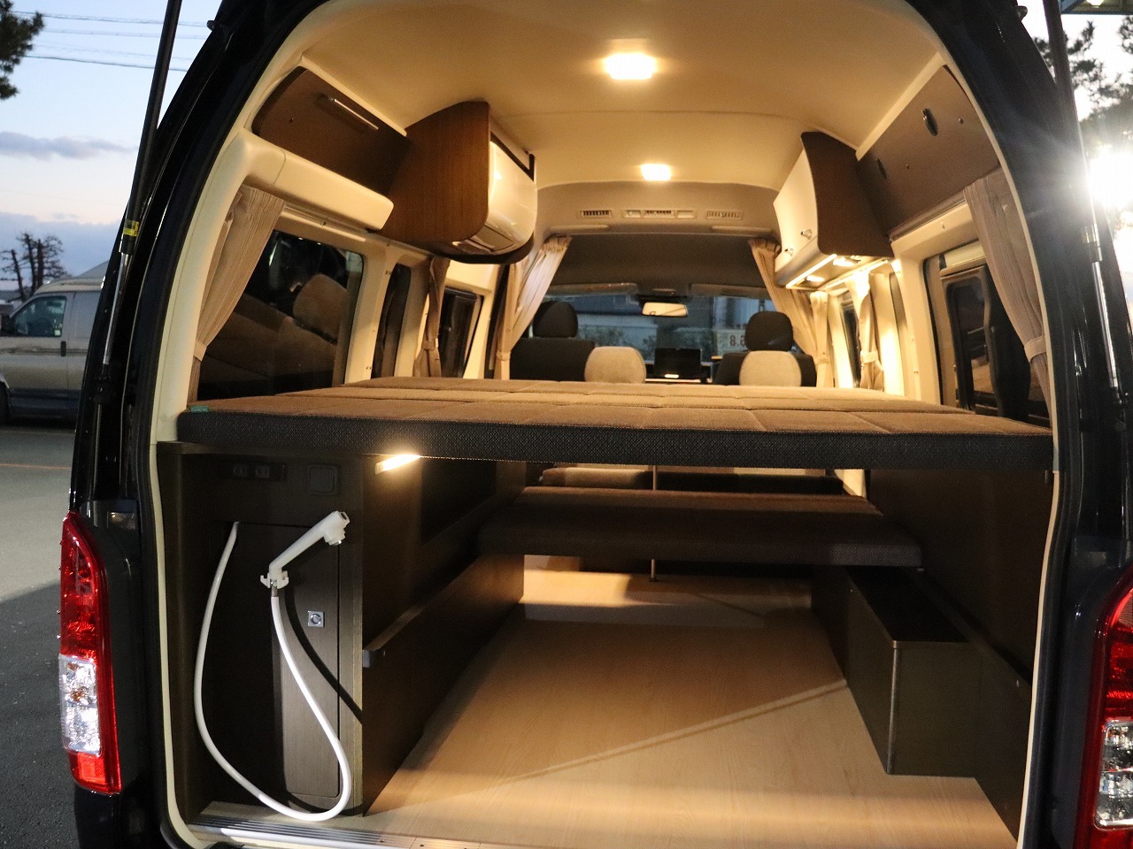 キャンピングカー バンコン ﾊｲｴｰｽ ﾄｲﾌｧｸﾄﾘｰ ﾄｲｽﾞﾎﾞｯｸｽ540
