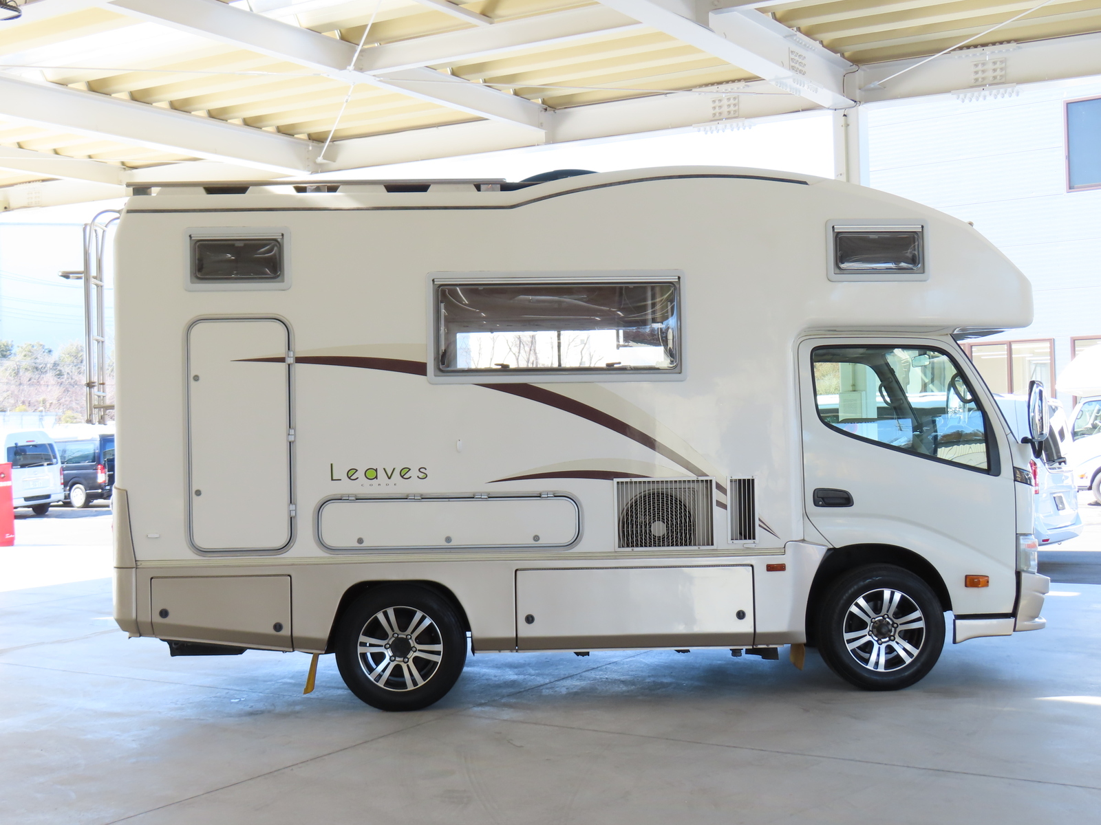 キャンピングカー キャブコン ｶﾑﾛｰﾄﾞ ﾊﾞﾝﾃｯｸ ｺﾙﾄﾞﾘｰﾌﾞｽ 4WD