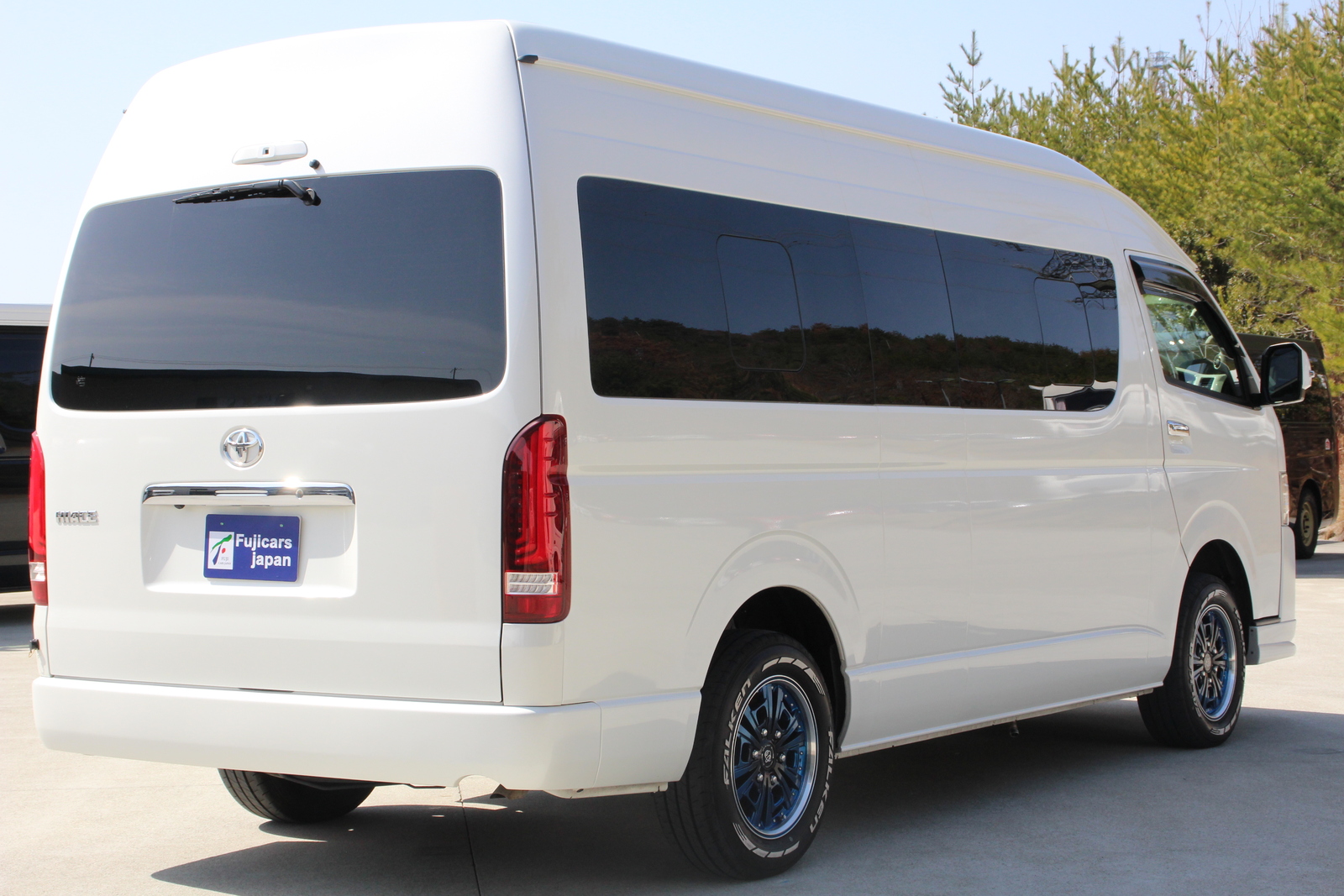 キャンピングカー バンコン ﾊｲｴｰｽ ﾃｨﾋﾟｰ ﾄﾗﾎﾞｲT200SL-R 4WD