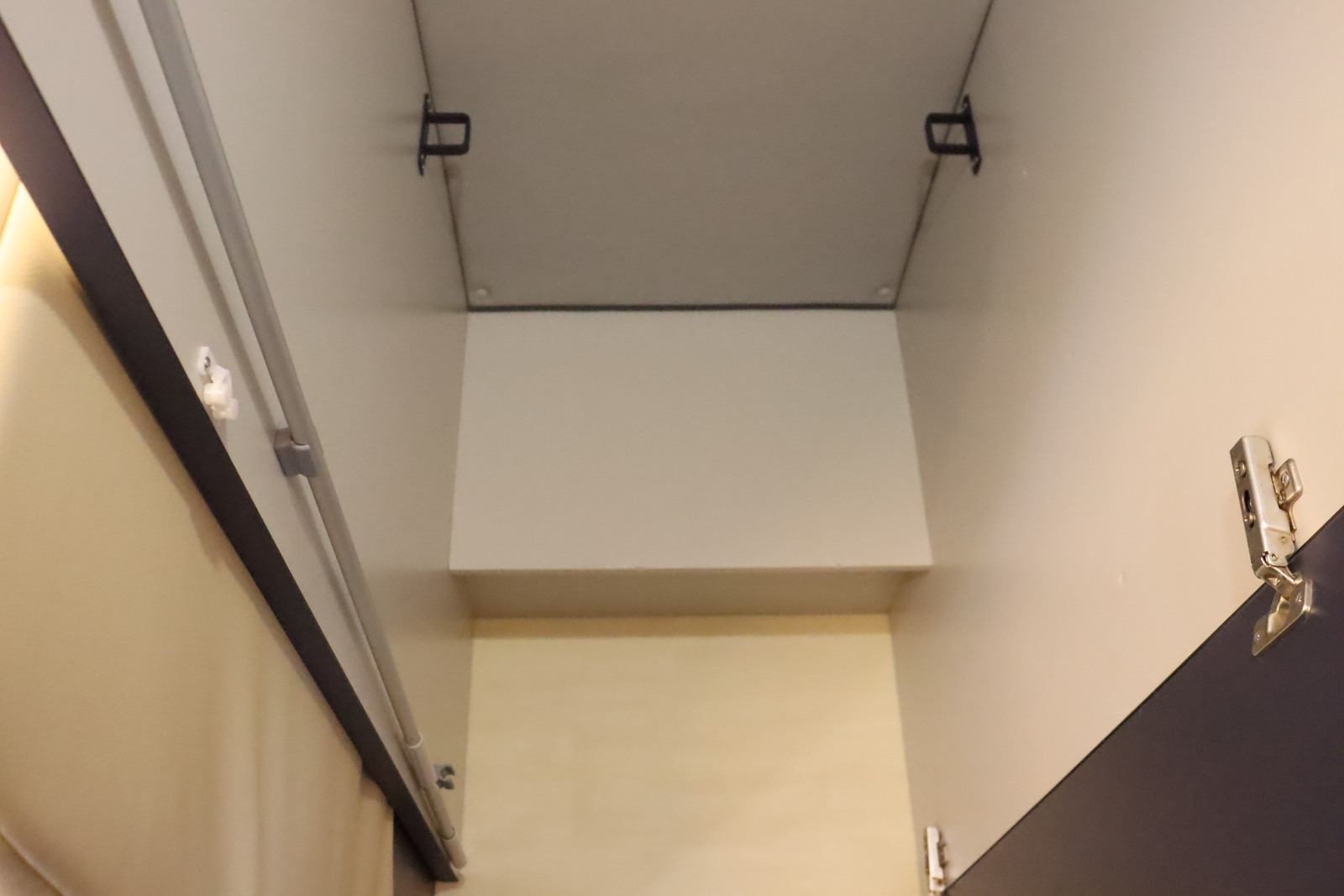 キャンピングカー バンコン ﾊｲｴｰｽ ﾎﾜｲﾄﾊｳｽ ﾀｲﾑﾏｼﾝ 4WD