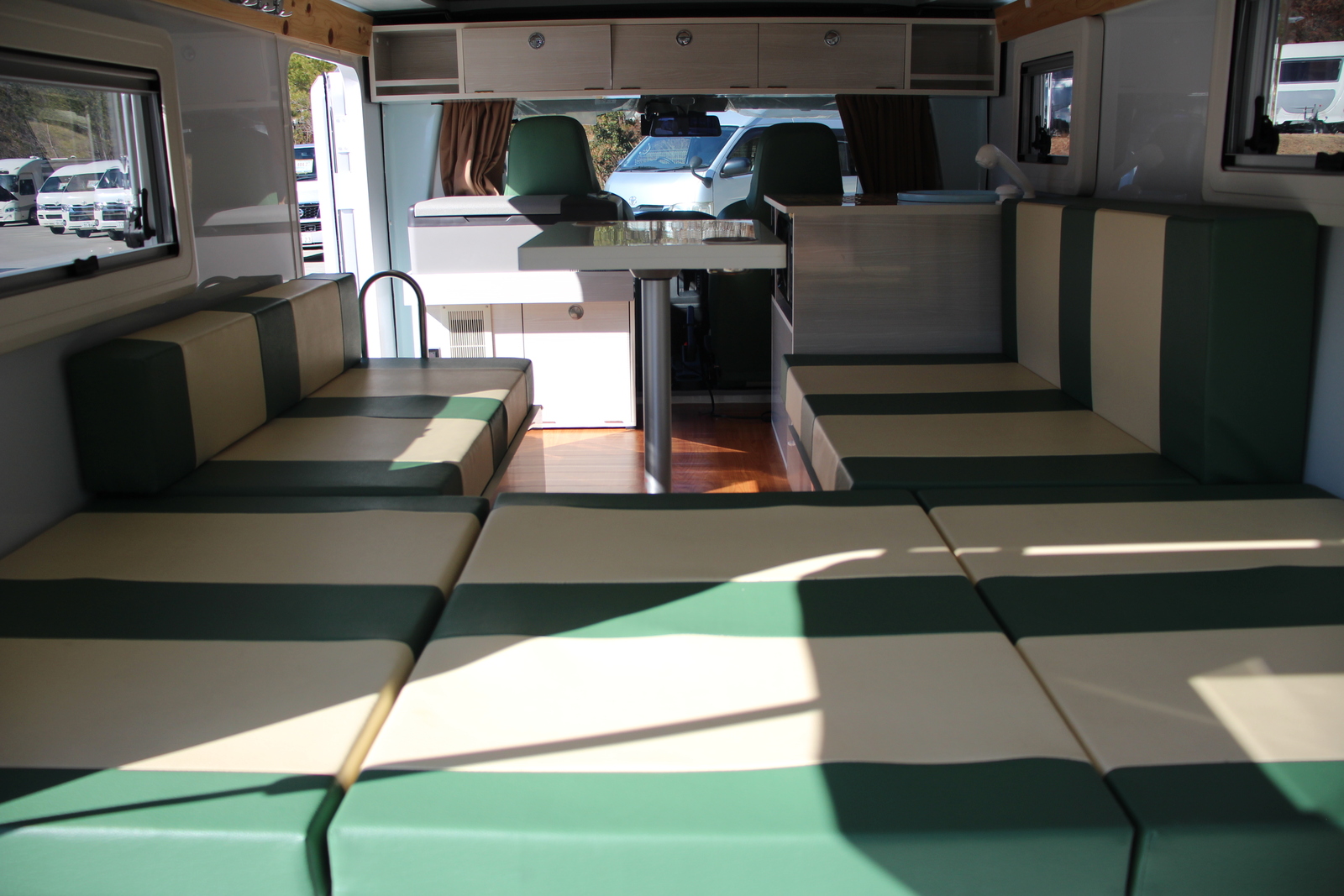 キャンピングカー キャブコン ﾀｳﾝｴｰｽ ｽﾃｰｼﾞ21 ﾊﾞﾝﾋﾞｰﾉﾌﾟﾗｽ 4WD