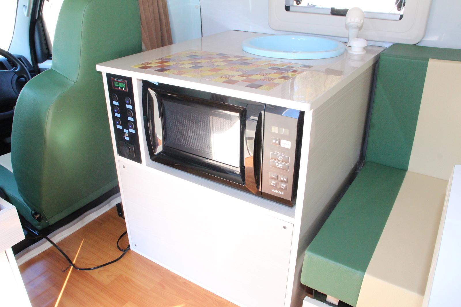 キャンピングカー キャブコン ﾀｳﾝｴｰｽ ｽﾃｰｼﾞ21 ﾊﾞﾝﾋﾞｰﾉﾌﾟﾗｽ 4WD