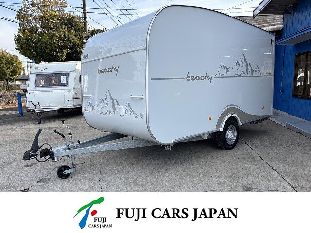 キャンピングカー トレーラー ホビー ビーチ420 新車 未登録