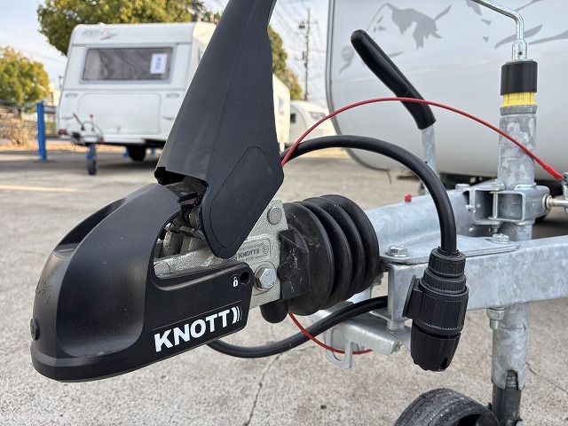 キャンピングカー トレーラー ﾎﾋﾞｰ ﾋﾞｰﾁ420 新車 未登録