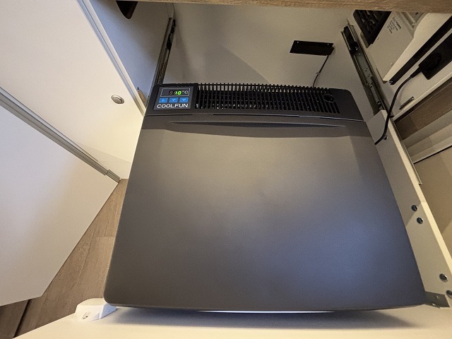 キャンピングカー トレーラー ﾎﾋﾞｰ ﾋﾞｰﾁ420 新車 未登録