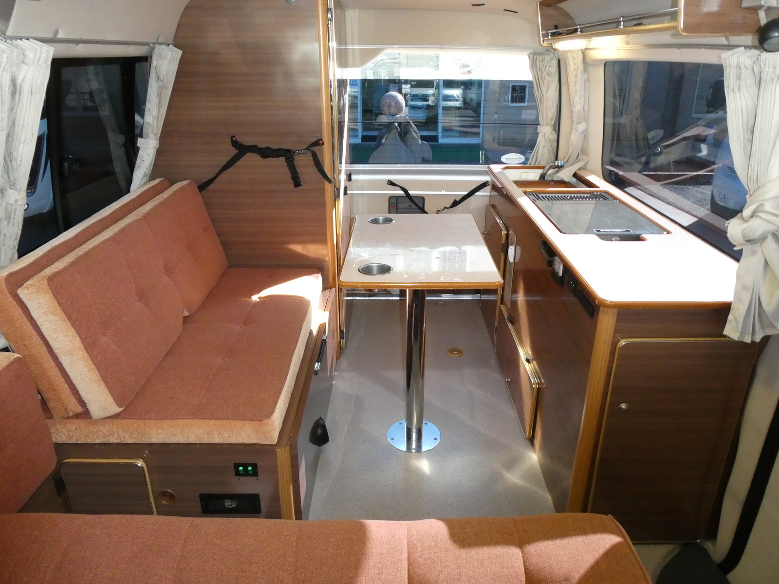 キャンピングカー バンコン LTｷｬﾝﾊﾟｰｽﾞ製　LTｳｫｰｶｰ　FFﾋｰﾀｰ　ｿｰﾗｰ