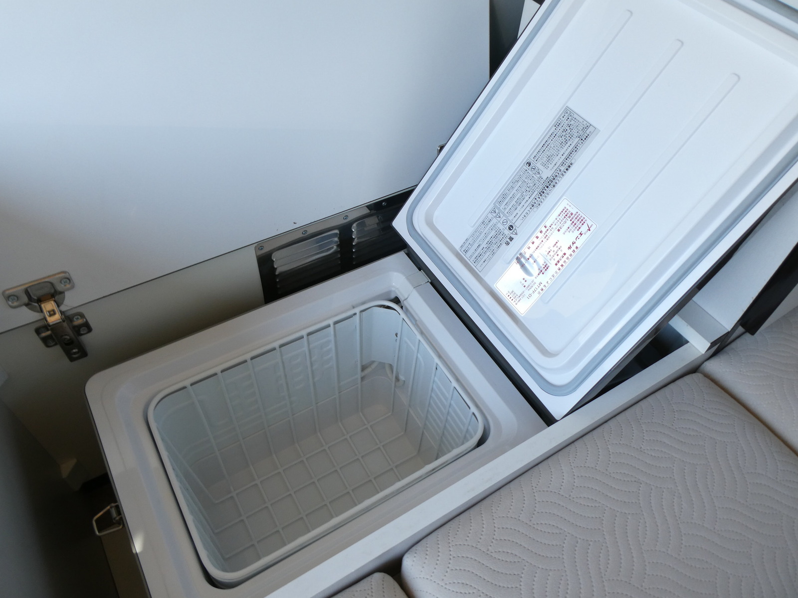 キャンピングカー バンコン ATV群馬製　RSﾜｺﾞﾝ　FFﾋｰﾀｰ　冷蔵庫