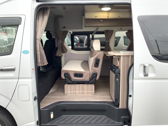 キャンピングカー バンコン ｶｽﾀﾑｾﾚｸﾄ ﾛｰﾄﾞｾﾚｸﾄSL 4WD FFﾋｰﾀｰ