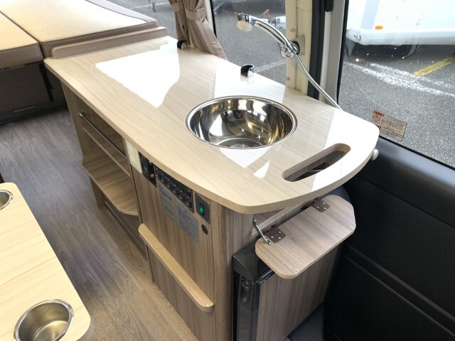 キャンピングカー バンコン ｶｽﾀﾑｾﾚｸﾄ ﾛｰﾄﾞｾﾚｸﾄSL 4WD FFﾋｰﾀｰ